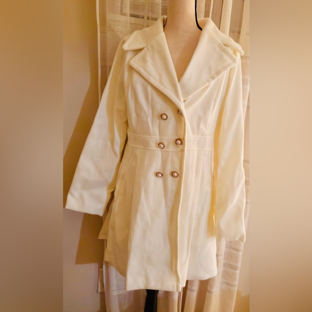 Elegant Cream Double-Breasted Women's Coat